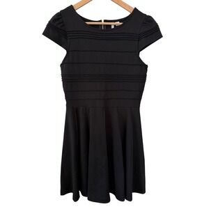 ELLE Black Dress Womens Size 8 Short Sleeve Fit and Flare Party‎ Career